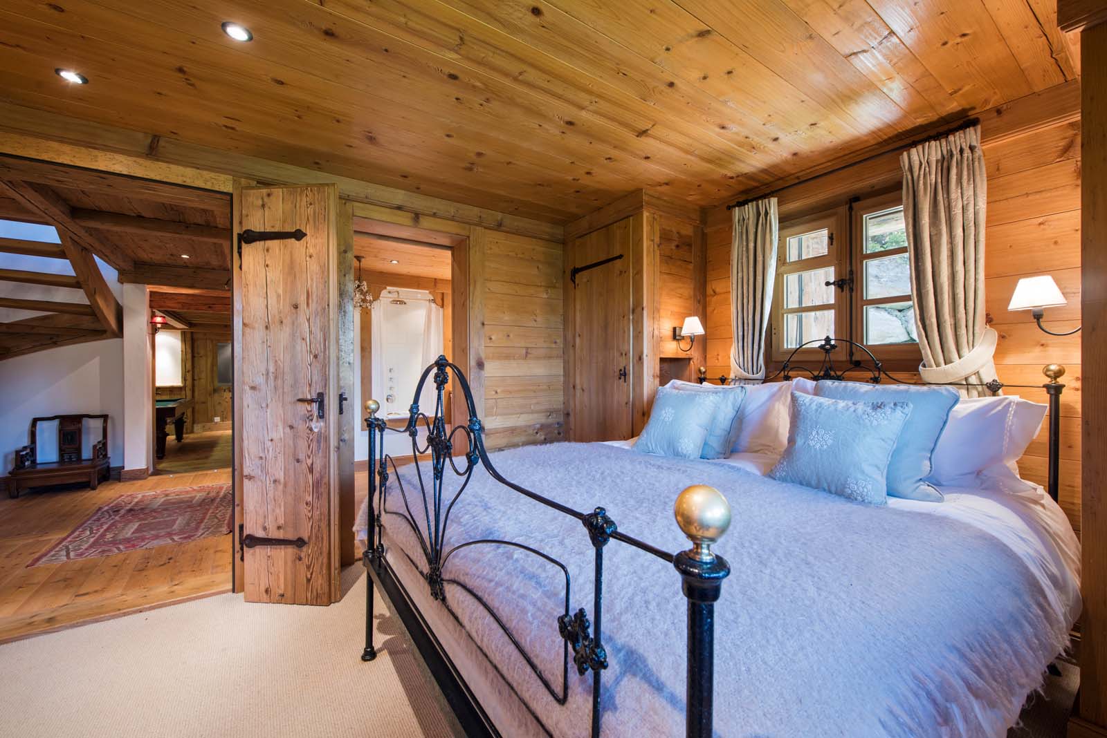 Bella Coola Estate Luxury Villa in Verbier to rent SunBoutique